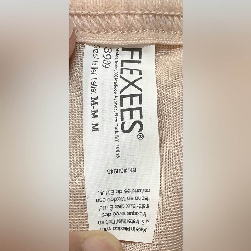 NEW Flexees ComfortControl WaistShapers Size Medium Nude/ Beige - Picture 4 of 8